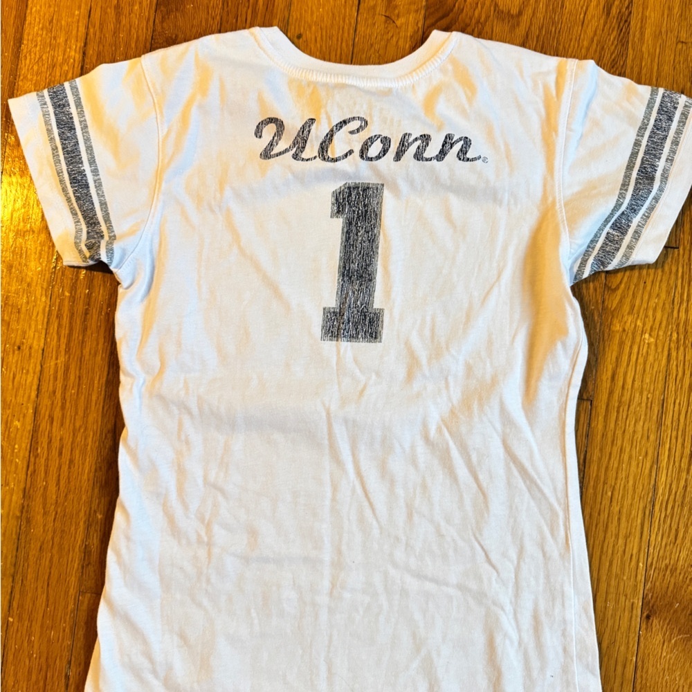 UConn White Tissue Tshirt Women’s fit
